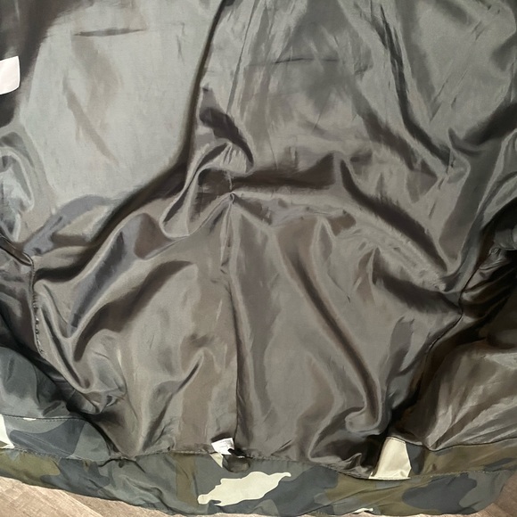 H&M Camo Puffer Cropped Jacket - Picture 4 of 5